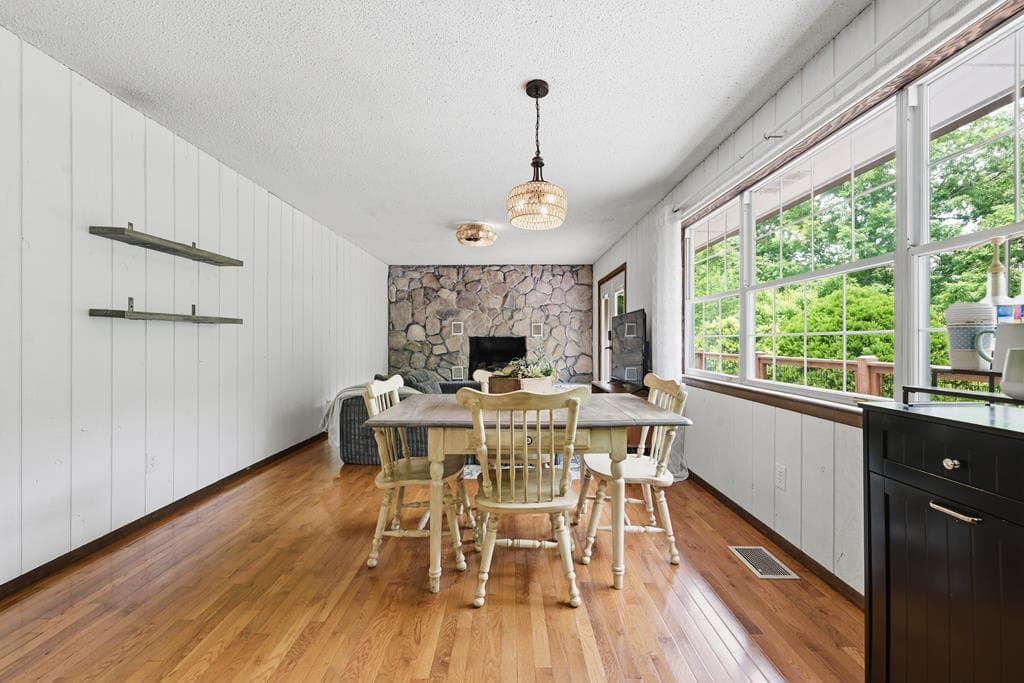 305 White Mountain, Marble NC 28905 - Photo