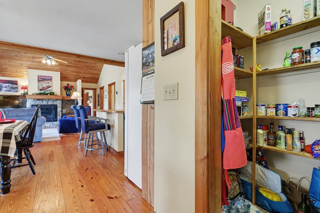 1930 Lakeview Summit Drive, Young Harris GA 30582 - Photo