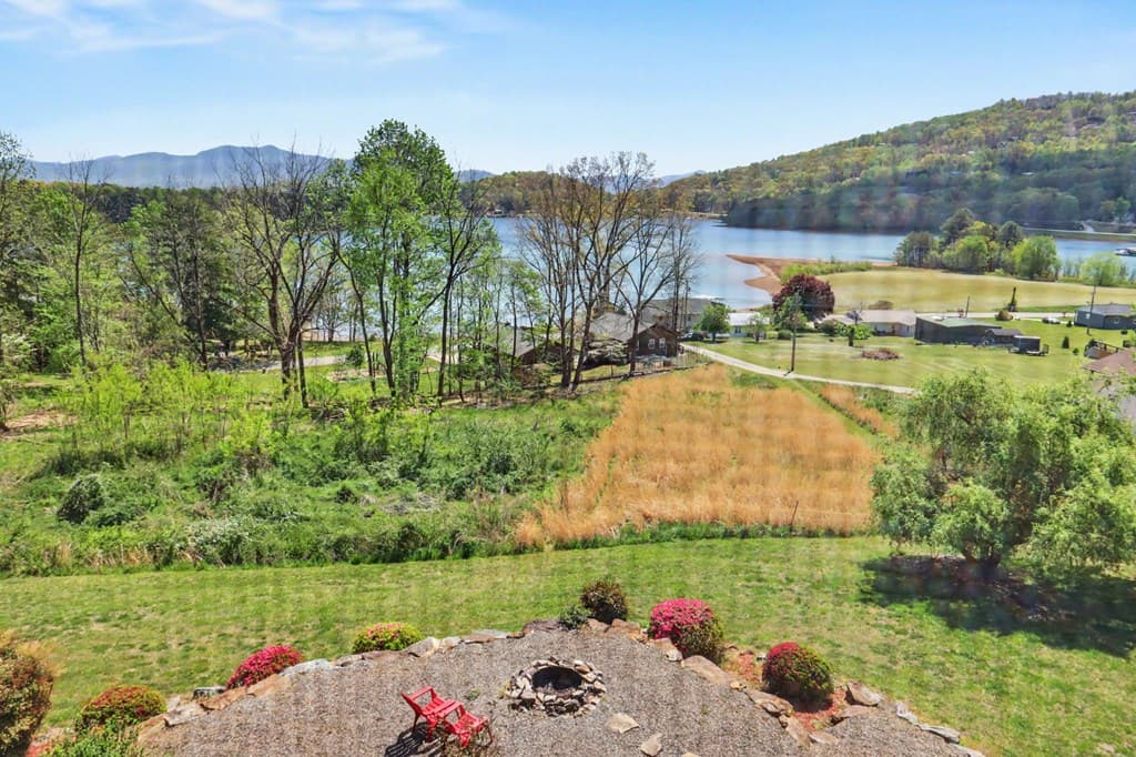 1930 Lakeview Summit Drive, Young Harris GA 30582 - Photo