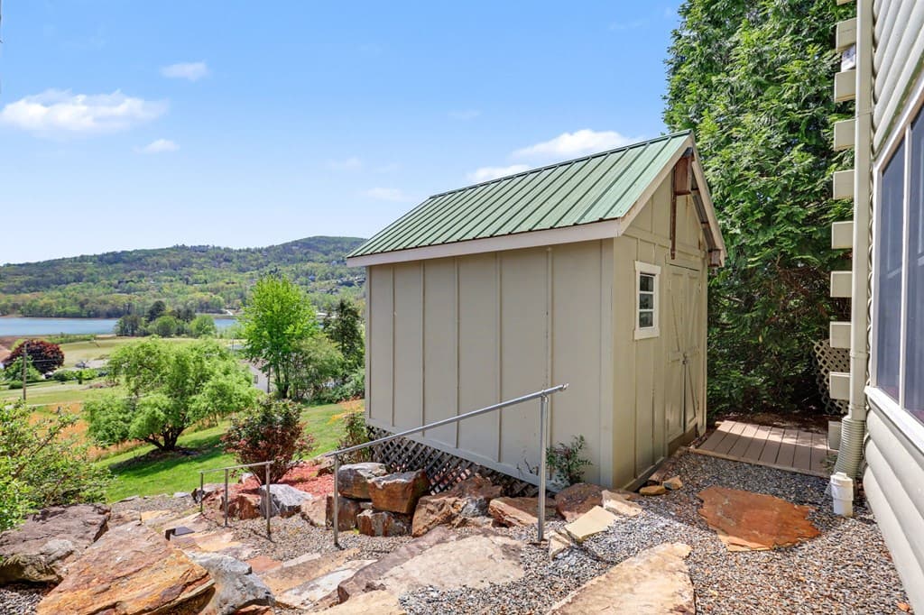 1930 Lakeview Summit Drive, Young Harris GA 30582 - Photo
