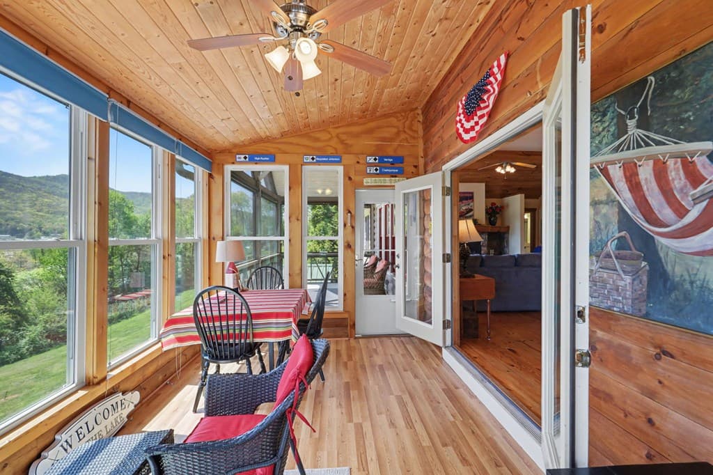1930 Lakeview Summit Drive, Young Harris GA 30582 - Photo
