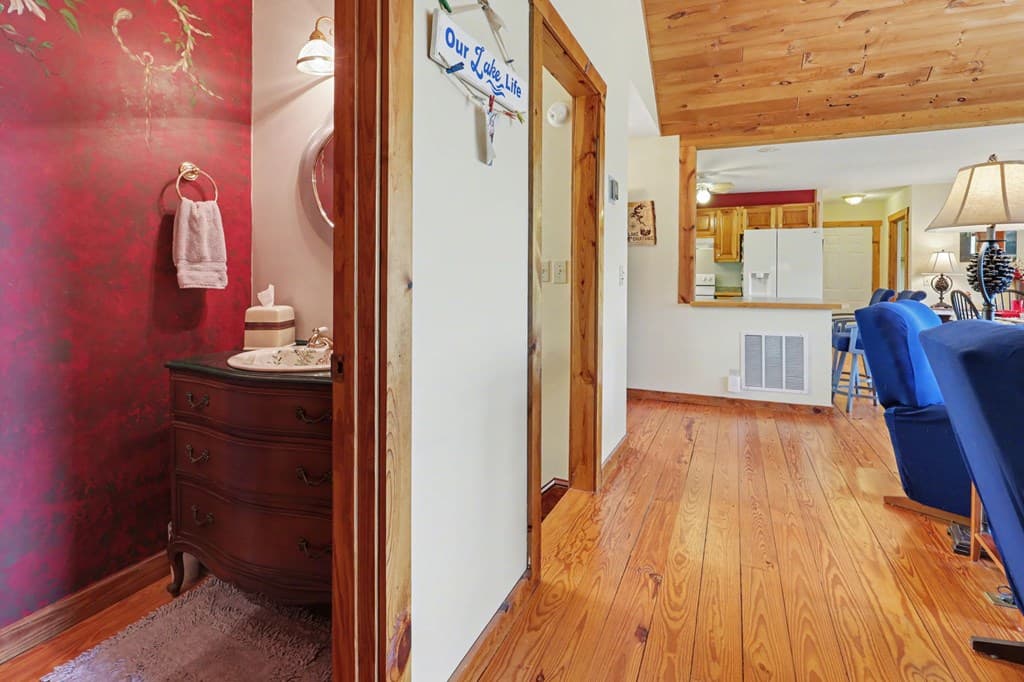 1930 Lakeview Summit Drive, Young Harris GA 30582 - Photo
