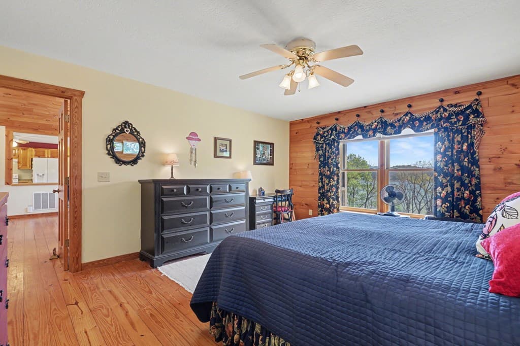 1930 Lakeview Summit Drive, Young Harris GA 30582 - Photo