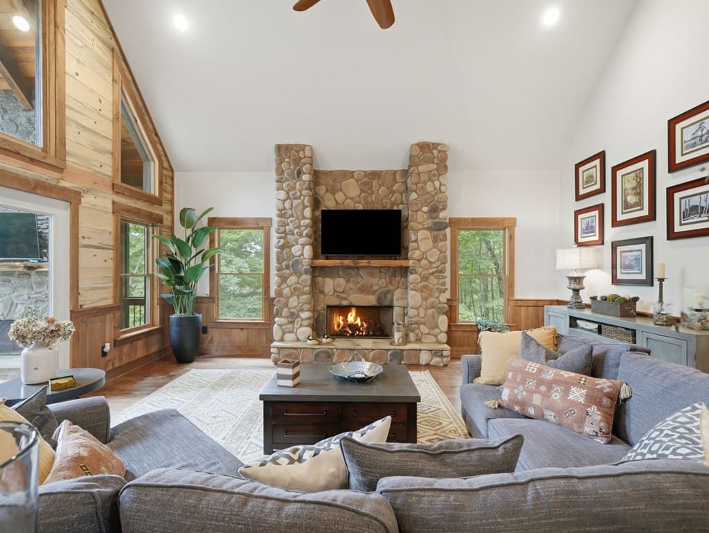 152 Oceola Drive, Ellijay GA 30540 - Photo
