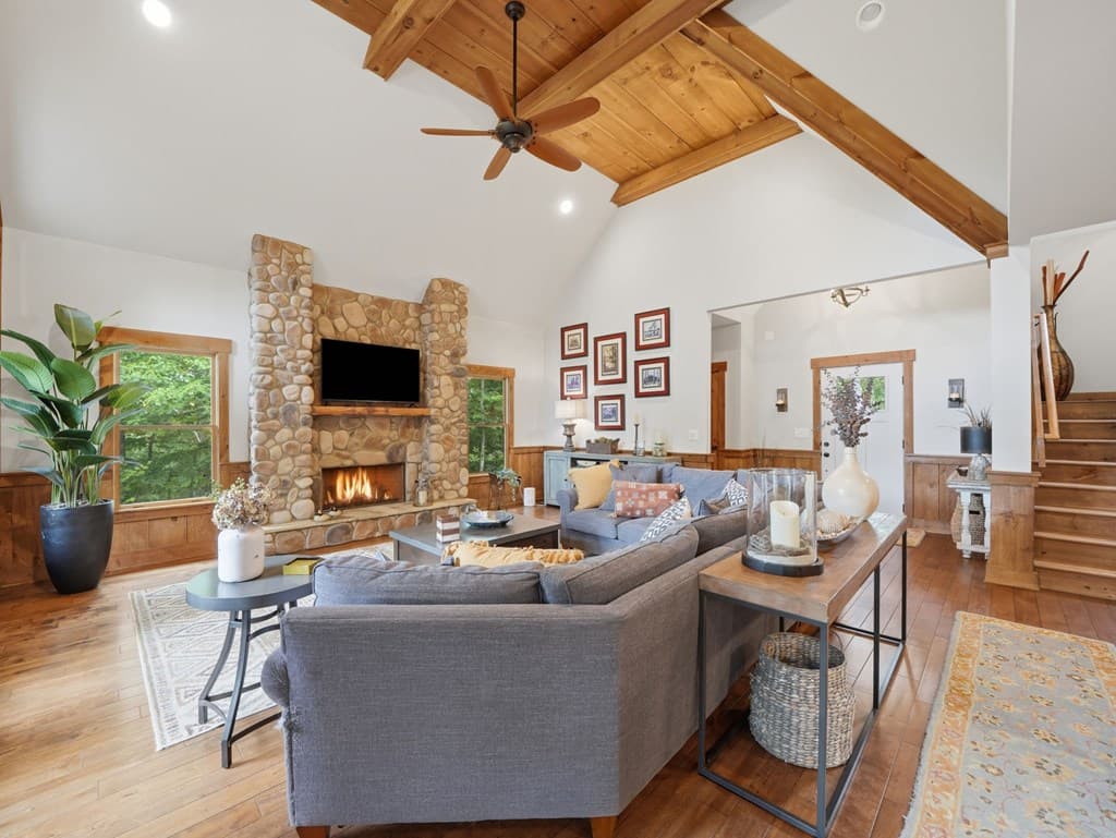 152 Oceola Drive, Ellijay GA 30540 - Photo