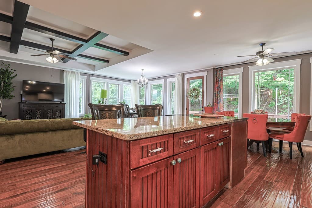 111 Summit View Drive, Ellijay GA 30540 - Photo