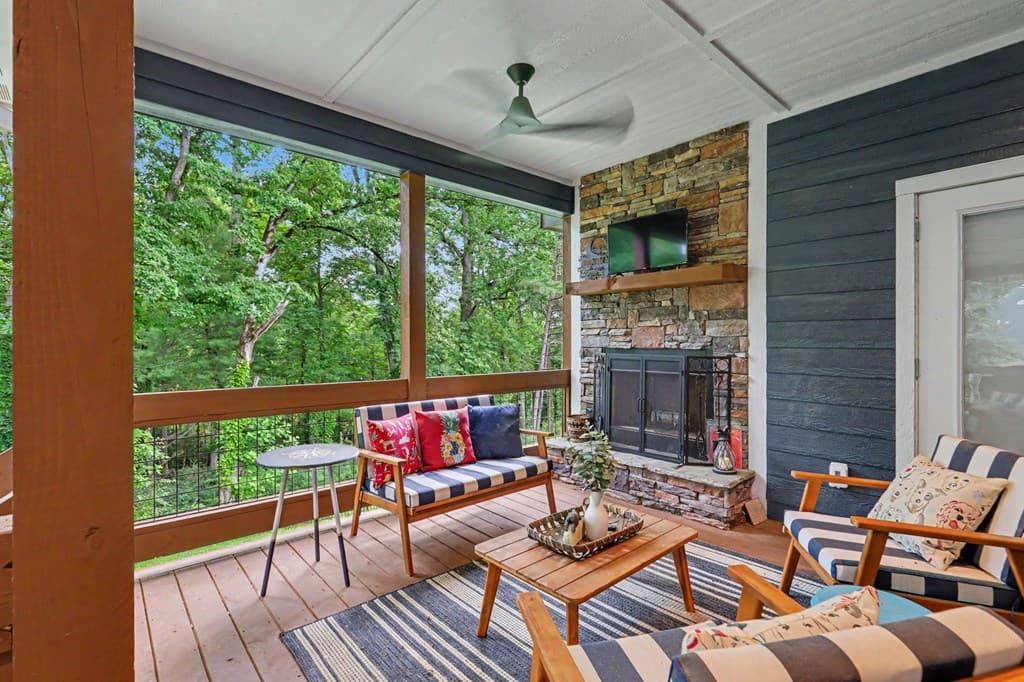 147 Clearview Lane, Blairsville GA 30512 - Photo