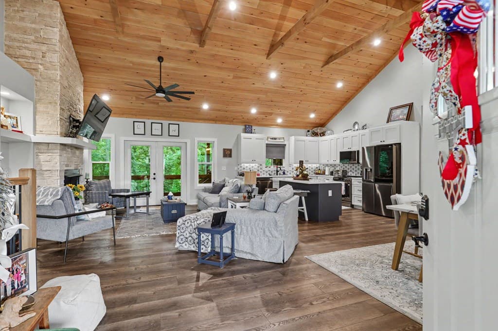 147 Clearview Lane, Blairsville GA 30512 - Photo