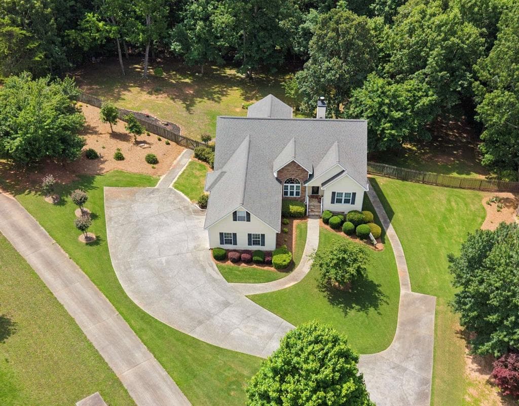 121 Chestnut Hill Drive, Canton GA 30114 - Photo