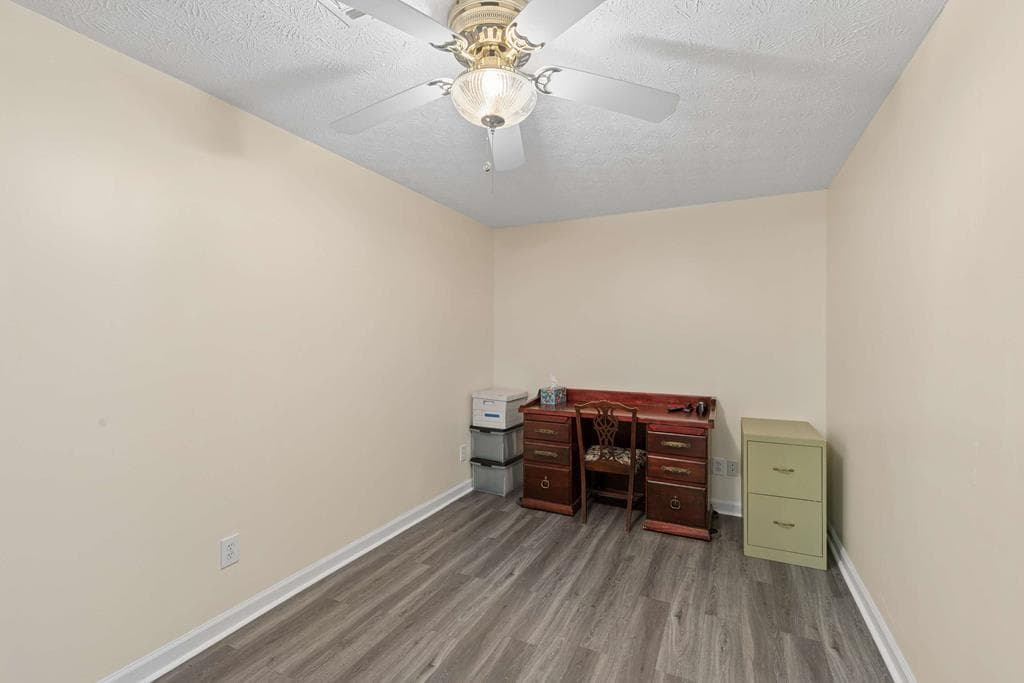 121 Chestnut Hill Drive, Canton GA 30114 - Photo