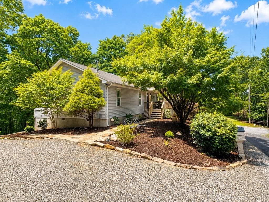 181 Cindy Lane, Ellijay GA 30540 - Primary photo