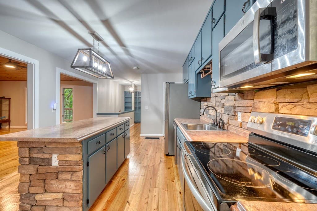 9 Mystic Court, Ellijay GA 30540 - Photo