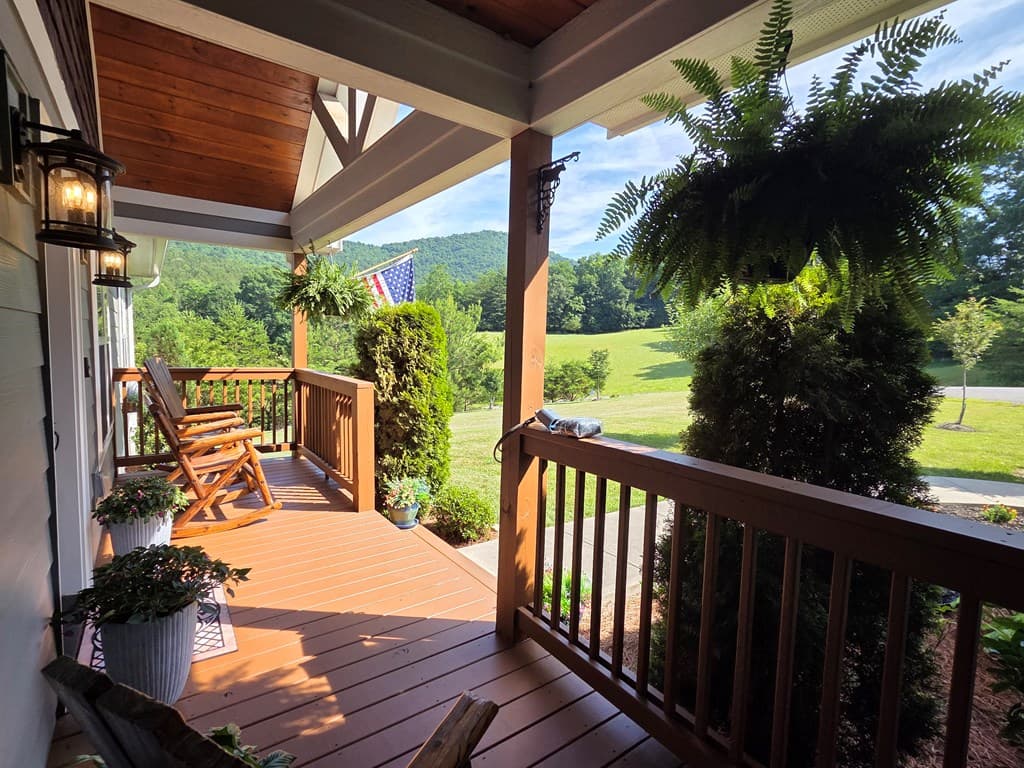 958 New Forest Road, Young Harris GA 30582 - Photo