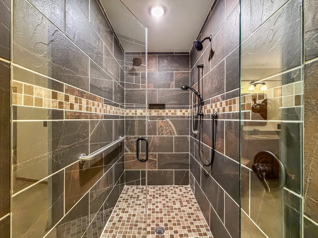 63 Misty Hollow Road, Ellijay GA 30536 - Photo