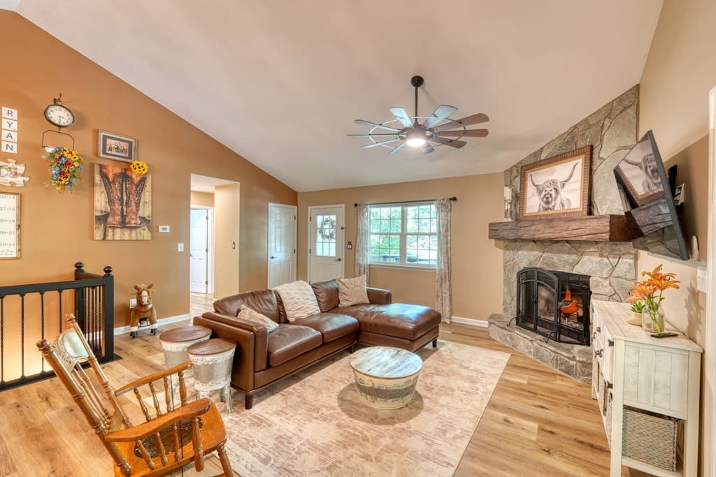 18 Tranquility Trail, Blairsville GA 30512 - Photo
