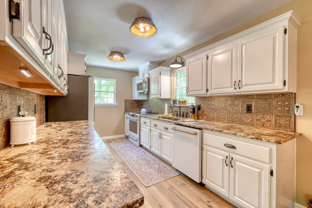 18 Tranquility Trail, Blairsville GA 30512 - Photo
