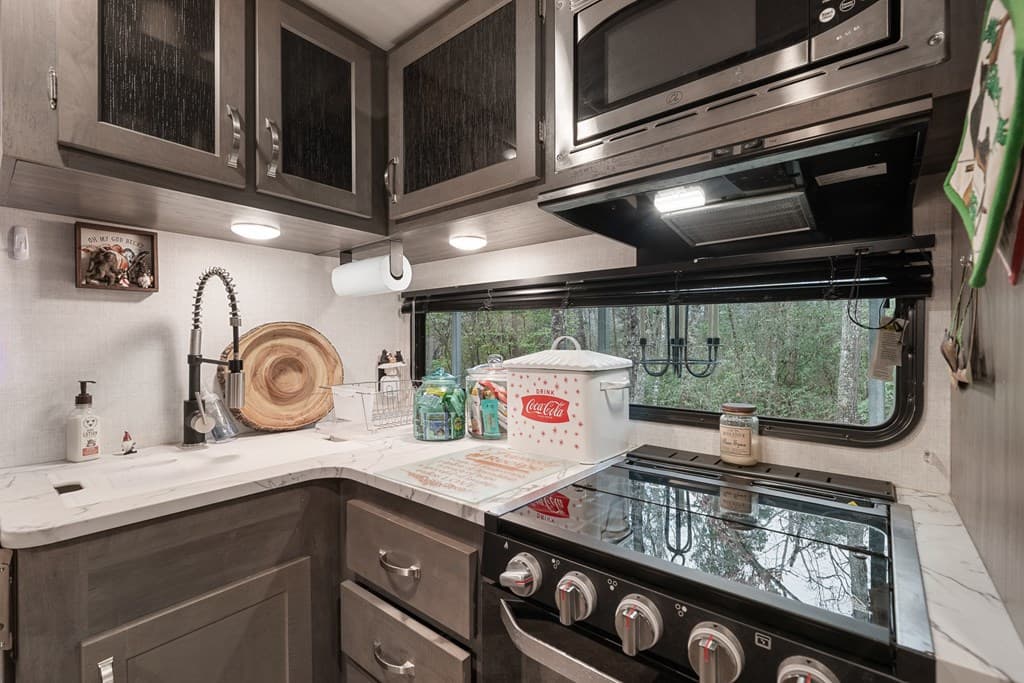 39 Sadie Way, Blairsville GA 30512 - Photo