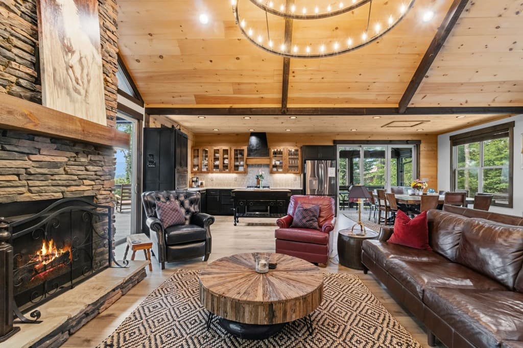 254 Leatherwood Mountain Road, Ellijay GA 30540 - Photo