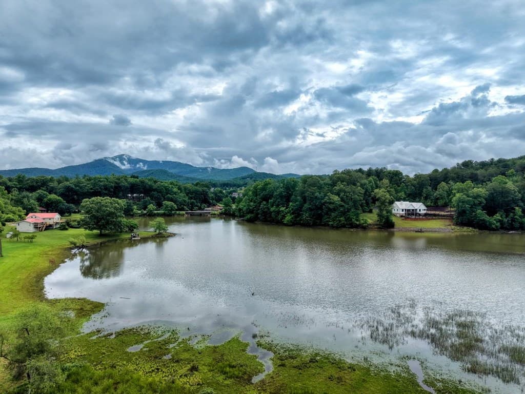 838 Tay Walk Way, Hiawassee GA 30546 - Photo