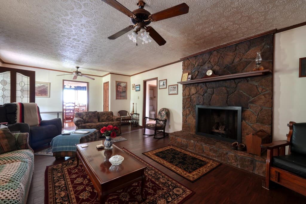 838 Tay Walk Way, Hiawassee GA 30546 - Photo