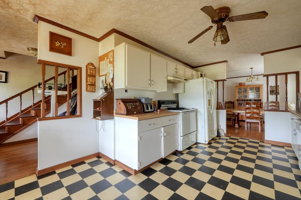 838 Tay Walk Way, Hiawassee GA 30546 - Photo