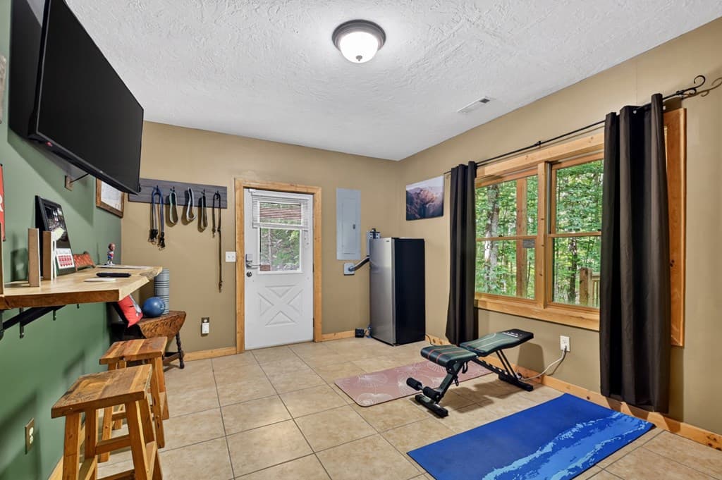 979 Cherokee Lane, Mccaysville GA 30555 - Photo