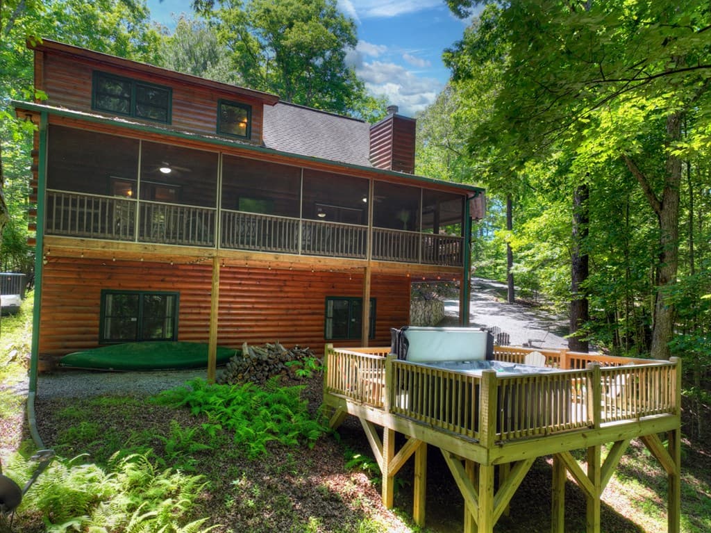 979 Cherokee Lane, Mccaysville GA 30555 - Photo
