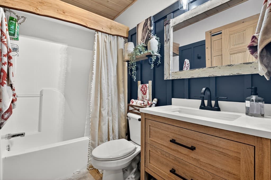 979 Cherokee Lane, Mccaysville GA 30555 - Photo