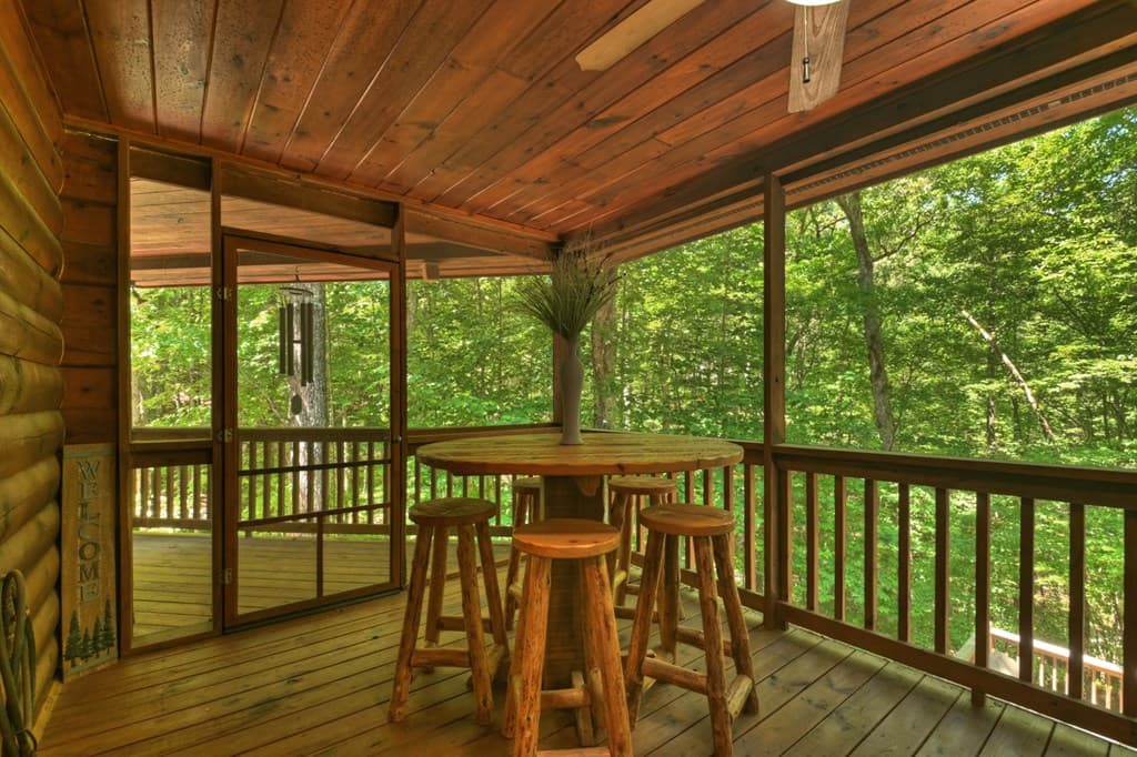 979 Cherokee Lane, Mccaysville GA 30555 - Photo