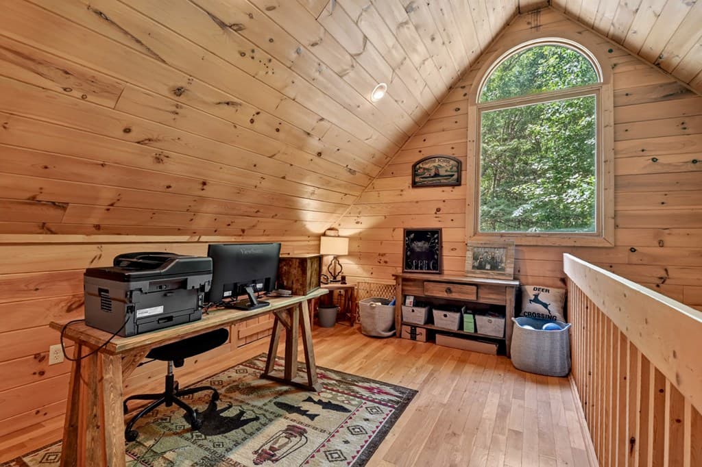 979 Cherokee Lane, Mccaysville GA 30555 - Photo