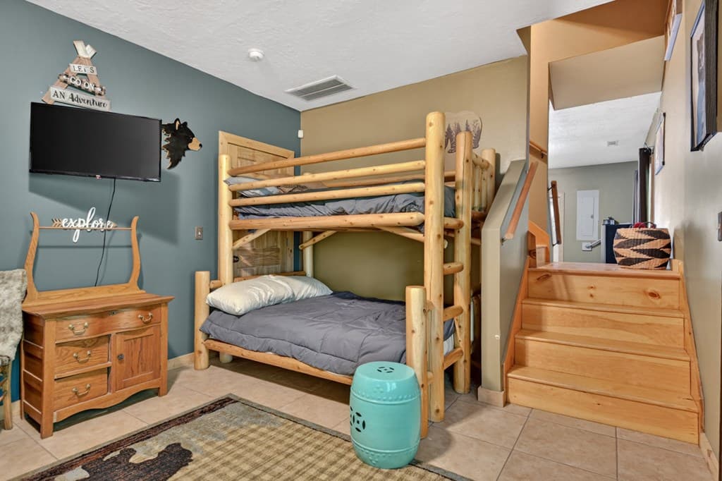 979 Cherokee Lane, Mccaysville GA 30555 - Photo
