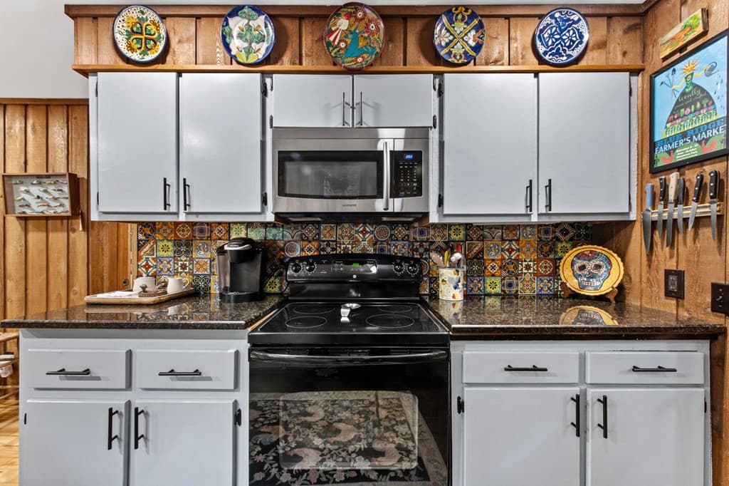 184 Fightingtown Drive, Blue Ridge GA 30513 - Photo