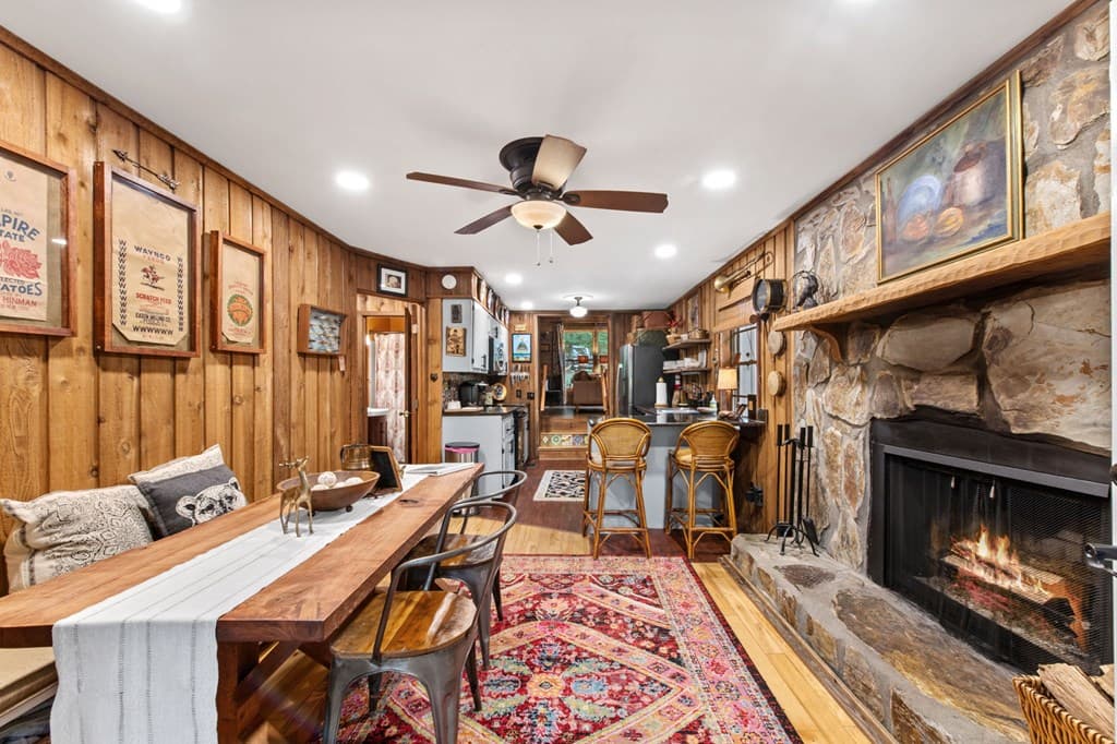 184 Fightingtown Drive, Blue Ridge GA 30513 - Photo