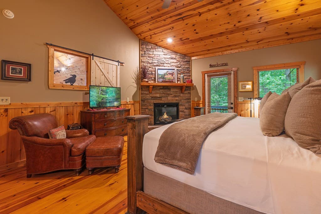 55 Ridge Top Drive, Ellijay GA 30536 - Photo