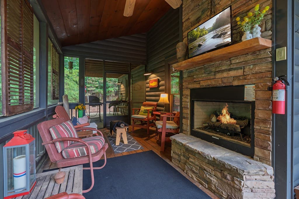 55 Ridge Top Drive, Ellijay GA 30536 - Photo