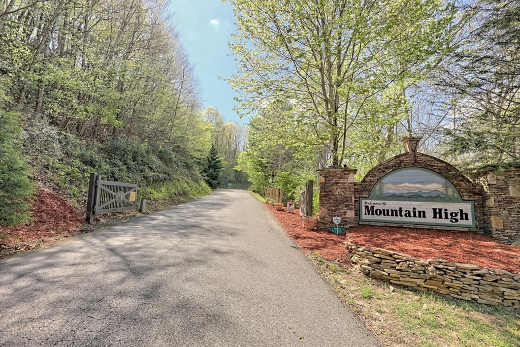 Lot 36 Moosilaukee Drive, Mineral Bluff GA 30559 - Photo