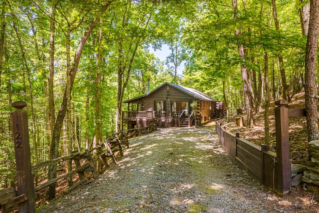 122 Riverbend Trail, Ellijay GA 30540 - Photo