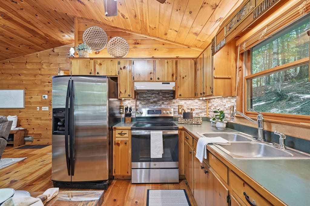 122 Riverbend Trail, Ellijay GA 30540 - Photo