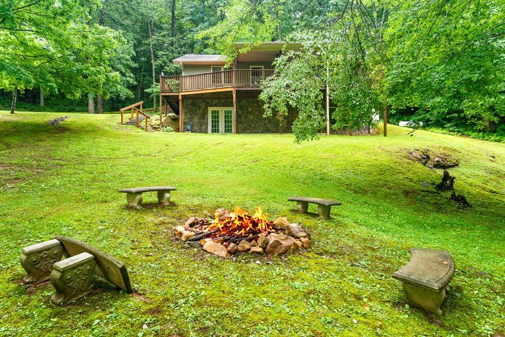 3318 Old Hwy 64e, Hayesville NC 28904 - Photo