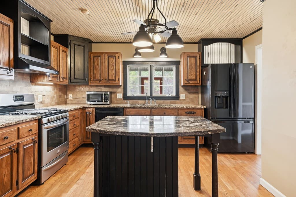 1215 Crossroads Church Road, Ellijay GA 30540 - Photo