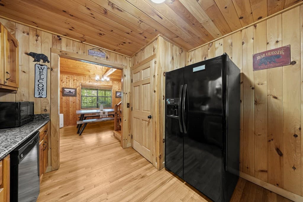 58 Peach Lane, Ellijay GA 30536 - Photo