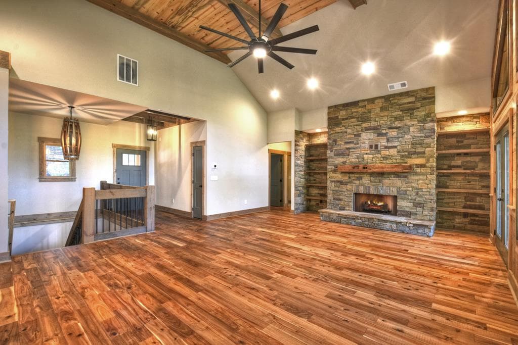 382 Pocaset Drive, Ellijay GA 30540 - Photo