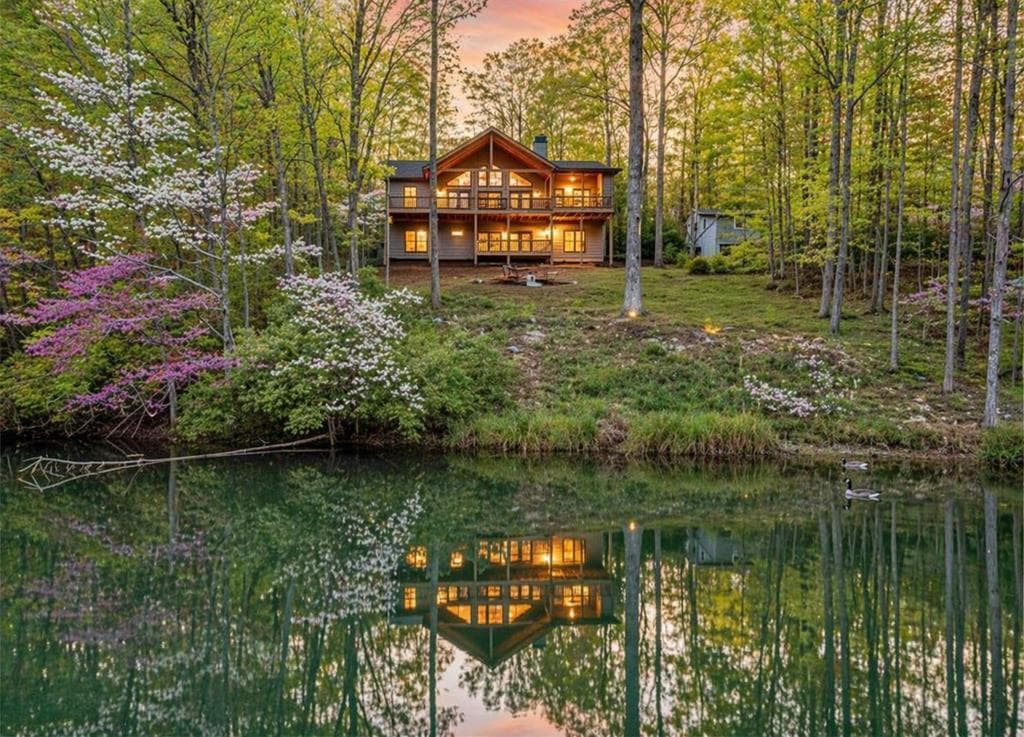 382 Pocaset Drive, Ellijay GA 30540 - Primary photo