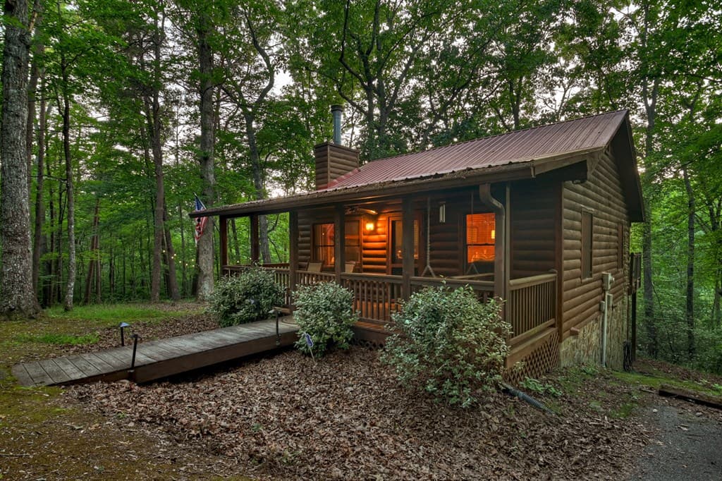 932 Granny Branch Drive, Blue Ridge GA 30513 - Photo