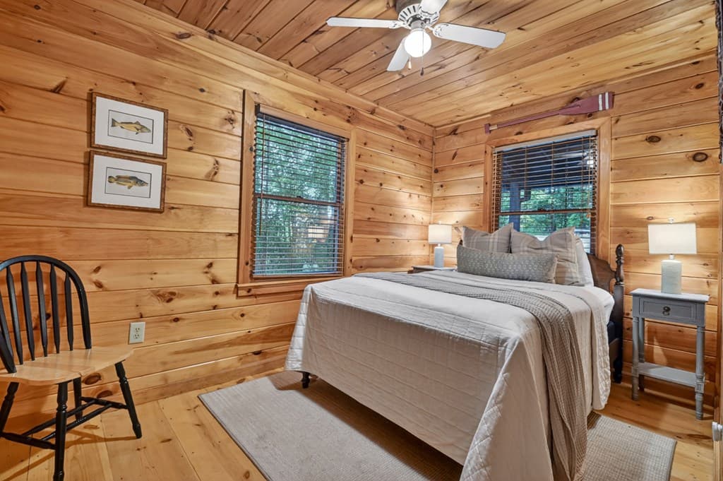 932 Granny Branch Drive, Blue Ridge GA 30513 - Photo