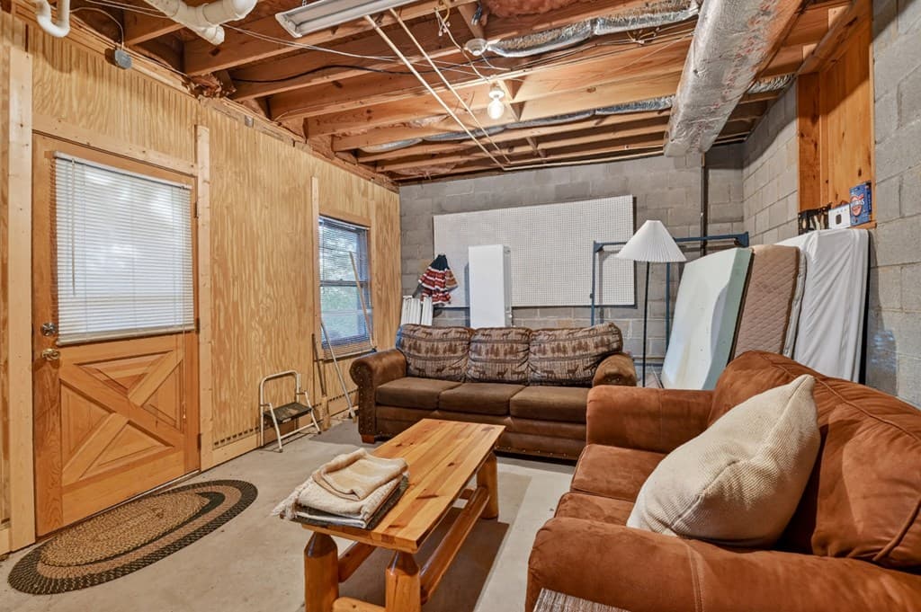 932 Granny Branch Drive, Blue Ridge GA 30513 - Photo