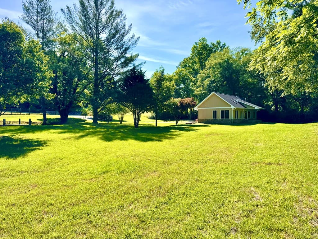 6389 Old Hwy 64 W, Warne NC 28909 - Photo