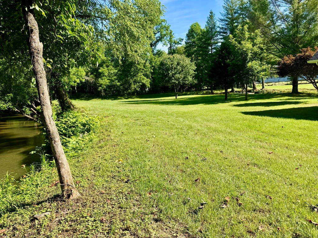 6389 Old Hwy 64 W, Warne NC 28909 - Photo