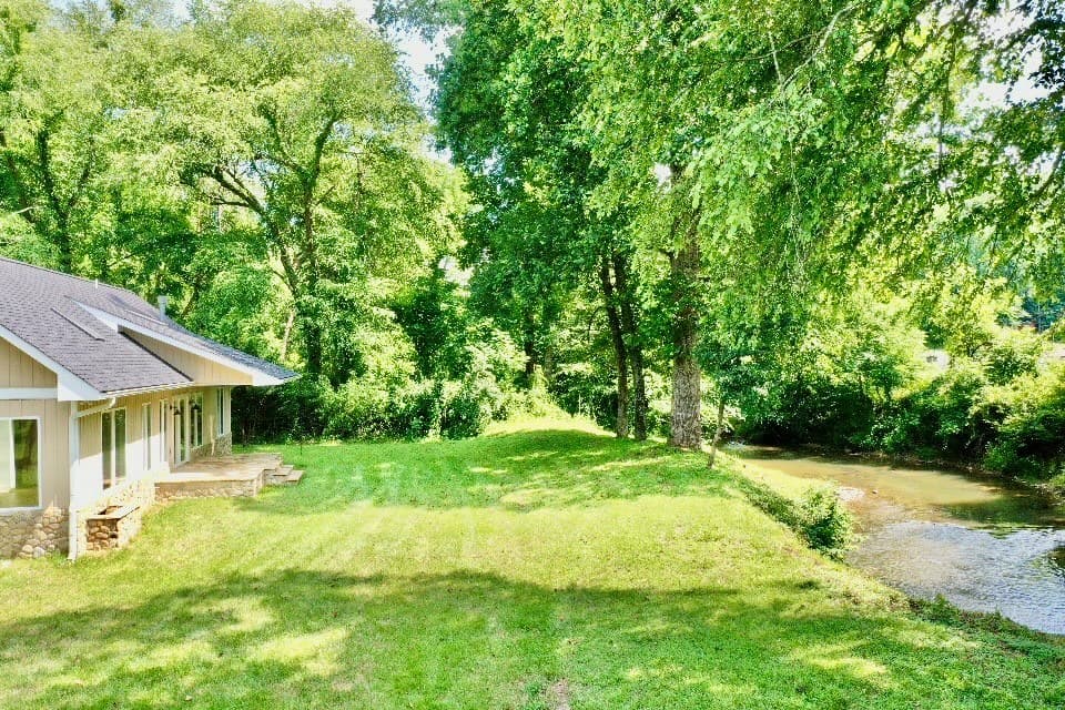 6389 Old Hwy 64 W, Warne NC 28909 - Photo