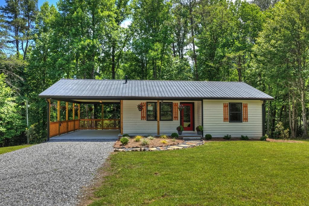 569 Number 20 Mine Road, Mccaysville GA 30555 - Primary photo